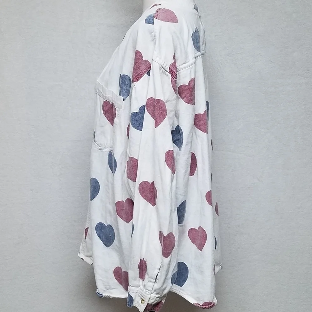 Vintage 80s Carolina Colours 11 White Blue Red Heart Denim V-neck Button Up Top - Picture 7 of 13